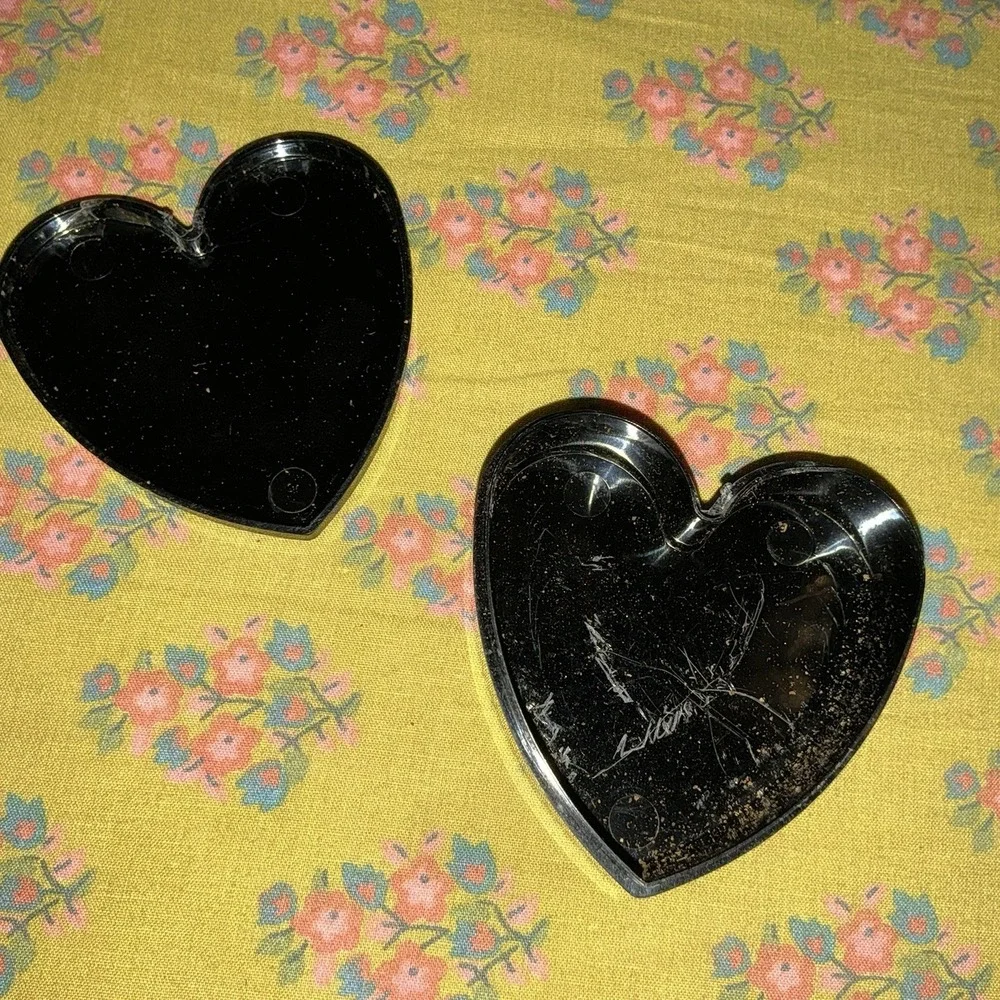 Vintage 1960s Heart Shapes Black Unicorn Small Trinket Box
